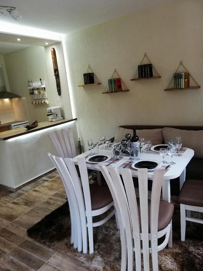 Petrov Apartment تريفنا المظهر الخارجي الصورة